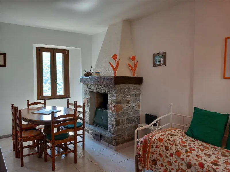 Villa in vendita a Maccagno - foto 1