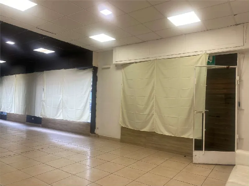 Palazzo/Stabile in vendita a Rho - foto 4