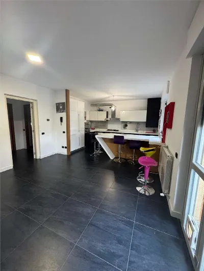 Appartamento in vendita a Varese, Giubiano... - foto 2