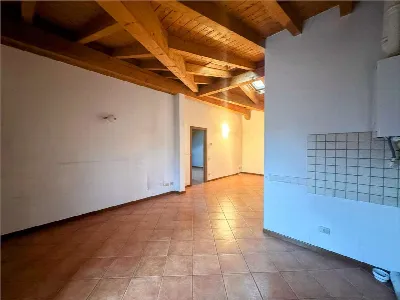 Appartamento in vendita a Lozza - foto 8