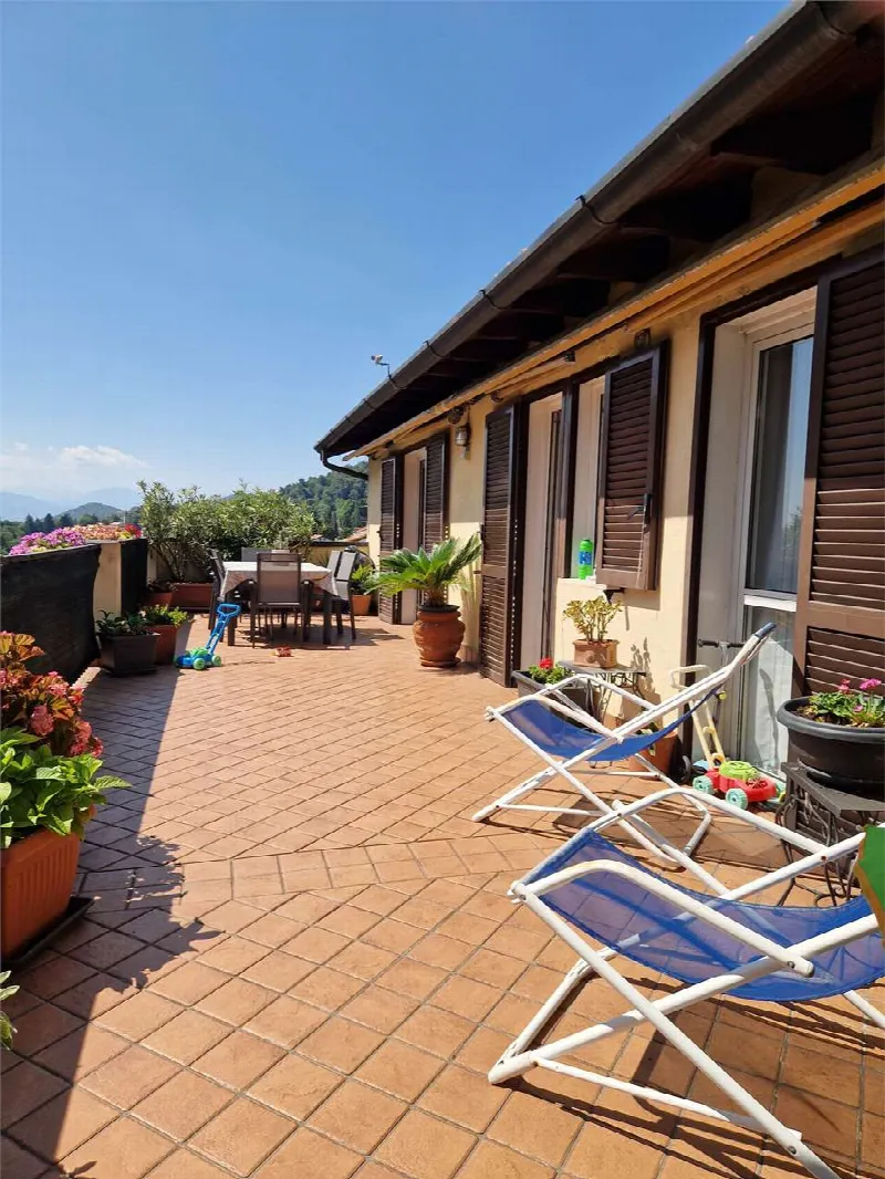 Appartamento in vendita a Casciago - foto 2