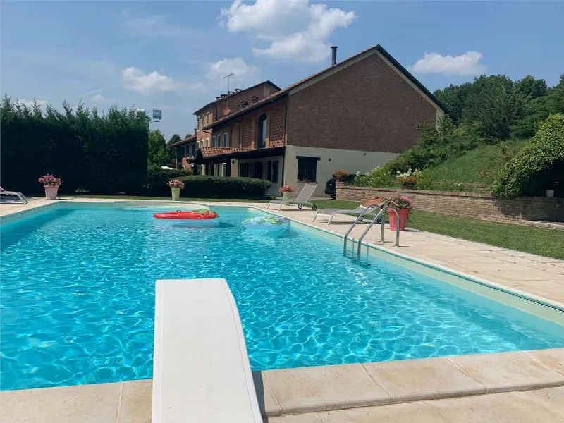 Rustico/Casale in vendita a Monale - foto 1