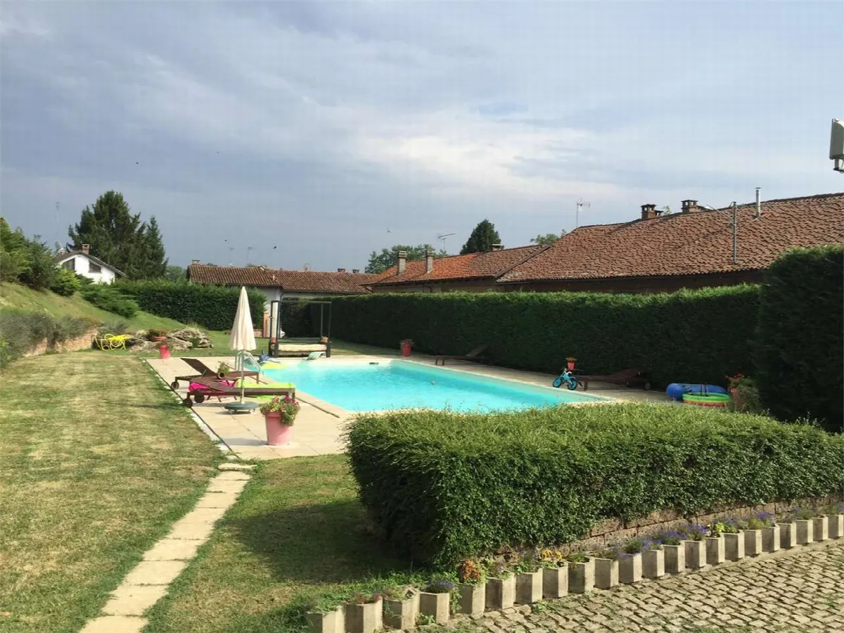 Rustico/Casale in vendita a Monale - foto 3