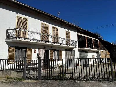 Rustico/Casale in vendita a Monale - foto 2