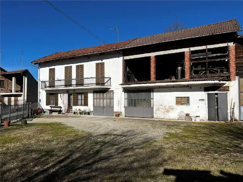 Rustico/Casale in vendita a Monale - foto 3