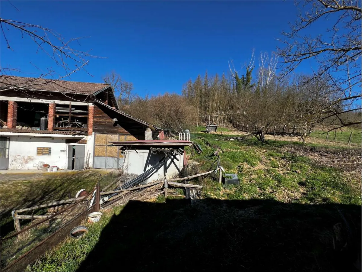 Rustico/Casale in vendita a Monale - foto 4