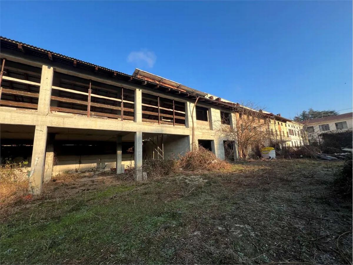 Palazzo/Stabile in vendita a Quattordio - foto 5