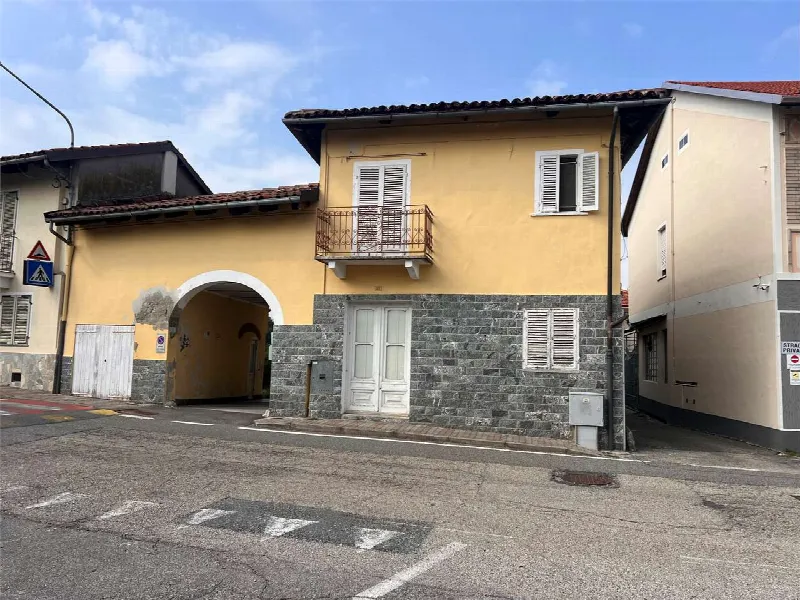 Rustico/Casale in vendita a Berzano di San Pietro - foto 1