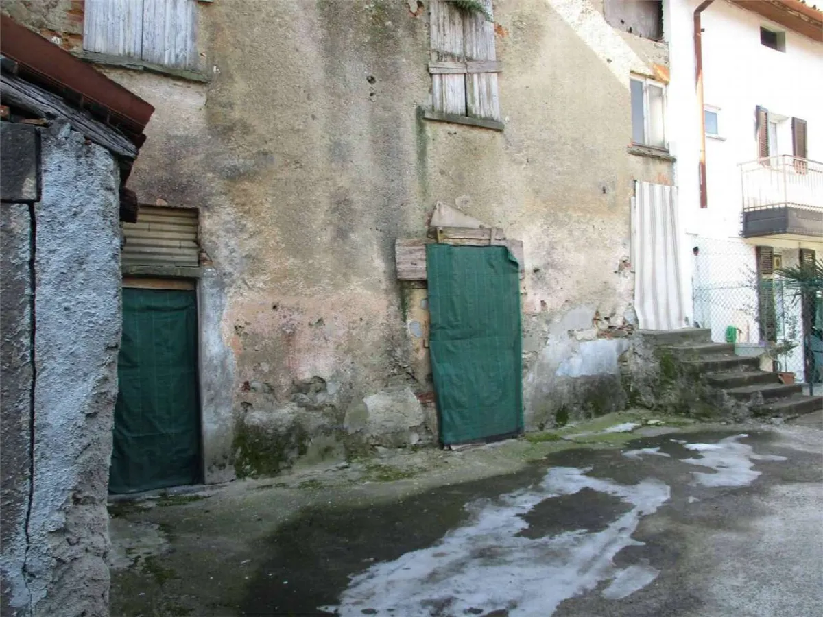 Rustico/Casale in vendita a Oggiono - foto 4
