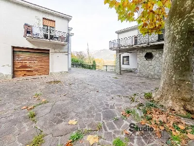 Palazzo/Stabile in vendita a Olginate - foto 5