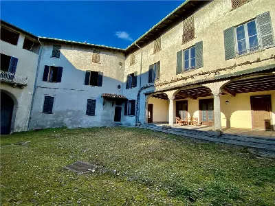 Palazzo/Stabile in vendita a Molteno - foto 2
