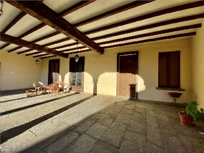 Palazzo/Stabile in vendita a Molteno - foto 3