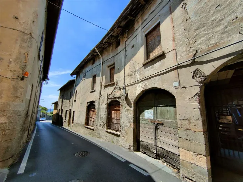 Rustico/Casale in vendita a Galbiate - foto 1