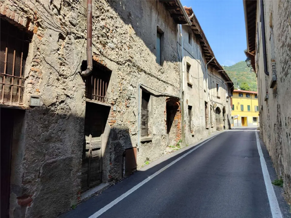 Rustico/Casale in vendita a Galbiate - foto 3