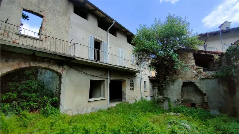 Rustico/Casale in vendita a Ello - foto 1