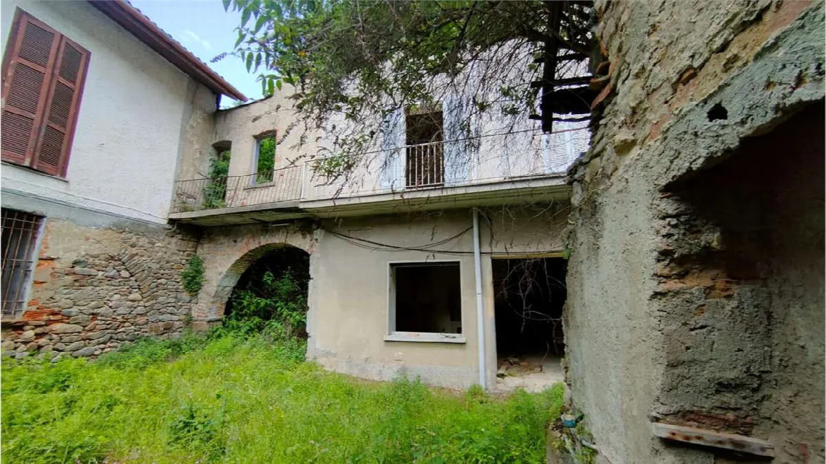 Rustico/Casale in vendita a Ello - foto 2