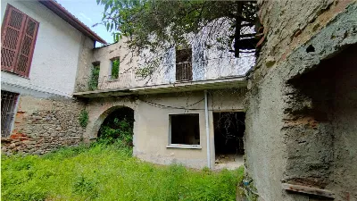 Rustico/Casale in vendita a Ello - foto 2