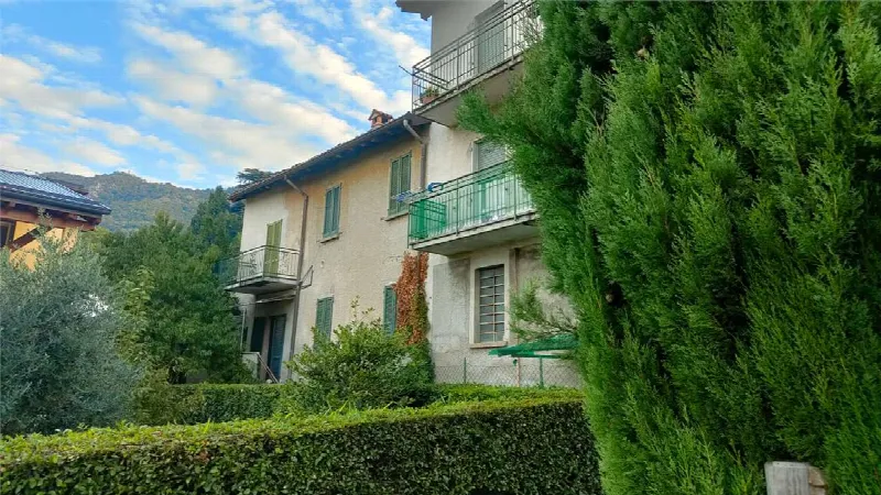 Rustico/Casale in vendita a Galbiate - foto 1