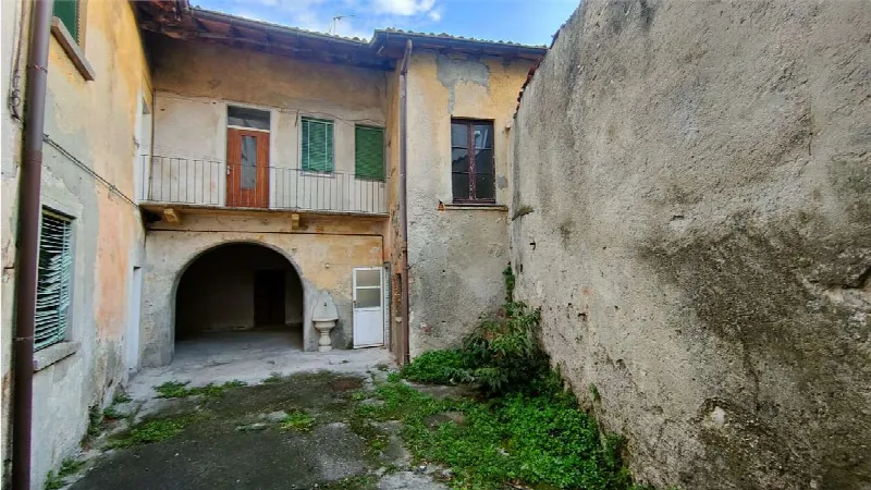Rustico/Casale in vendita a Galbiate - foto 4