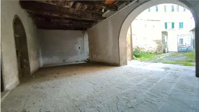 Rustico/Casale in vendita a Galbiate - foto 8