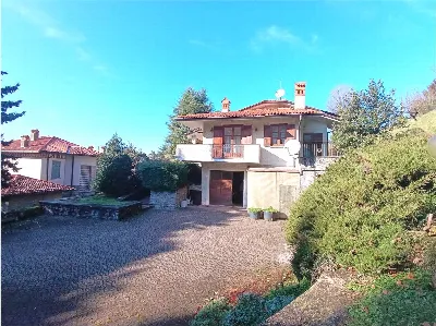 Villa in vendita a Ello - foto 2