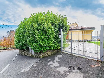 Villa in vendita a Colle Brianza - foto 4