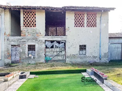 Rustico/Casale in vendita a Molteno - foto 2
