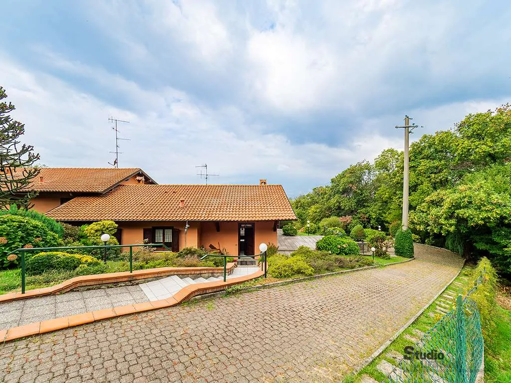 Villa in vendita a Colle Brianza - foto 2