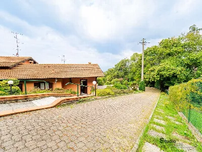Villa in vendita a Colle Brianza - foto 5