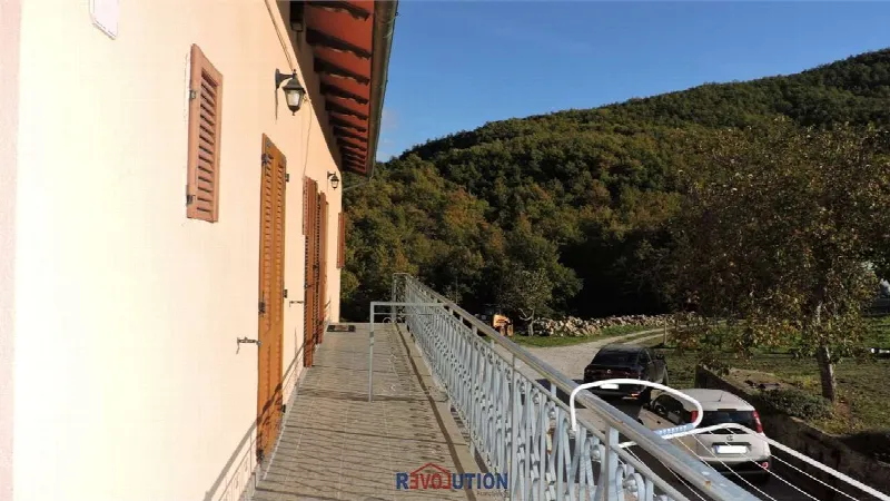 Rustico/Casale in vendita a Lisciano Niccone - foto 2
