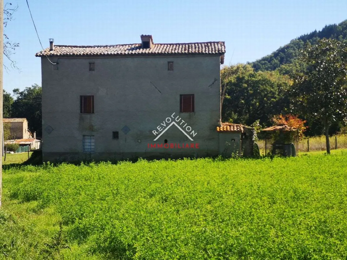 Rustico/Casale in vendita a Città di Castello - foto 2
