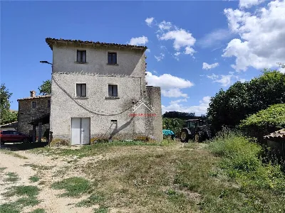 Rustico/Casale in vendita a Apecchio - foto 2