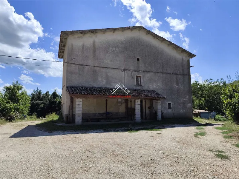 Rustico/Casale in vendita a Apecchio - foto 4