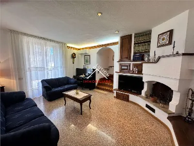 Villa in vendita a Passignano sul Trasimen... - foto 2