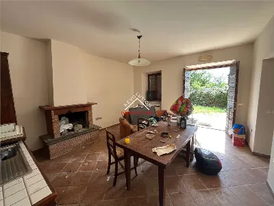 Rustico/Casale in vendita a Gubbio - foto 7