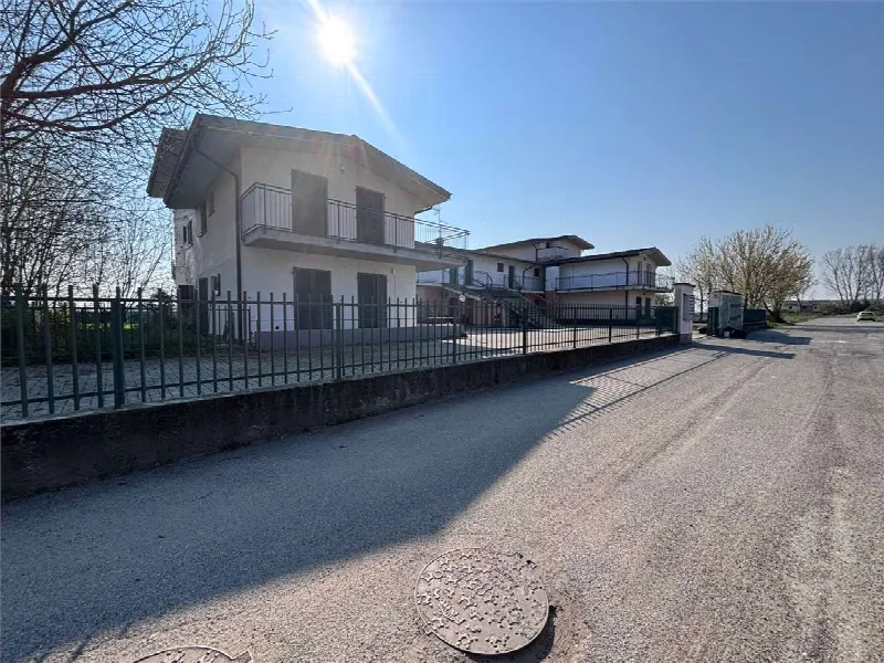 Appartamento in vendita a Albuzzano - foto 2