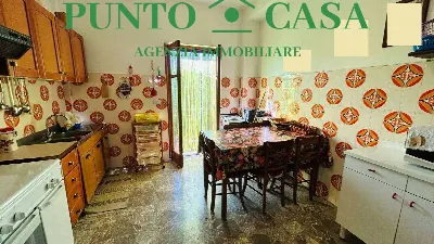 Casa Indipendente in vendita a Lamezia Ter... - foto 2