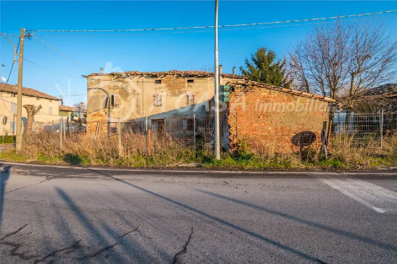 Rustico/Casale in vendita a San Secondo Parmense - foto 1
