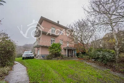 Villa a Terenzo