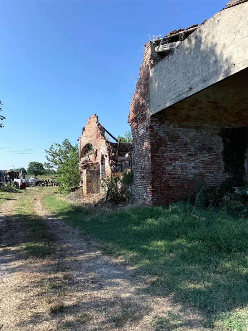 Rustico/Casale in vendita a San Secondo Parmense - foto 2