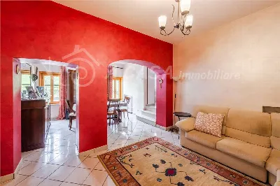 Appartamento in vendita a Fornovo di Taro - foto 4