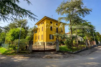 Villa a Sala Baganza