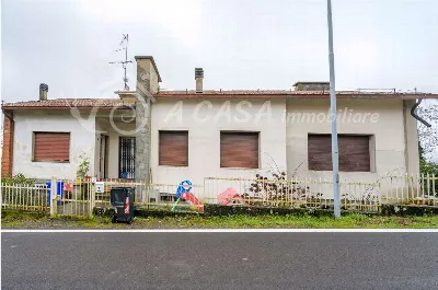 Villa in vendita a Lesignano de' Bagni - foto 2