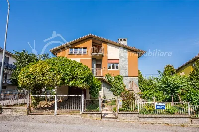 Casa Indipendente a Medesano