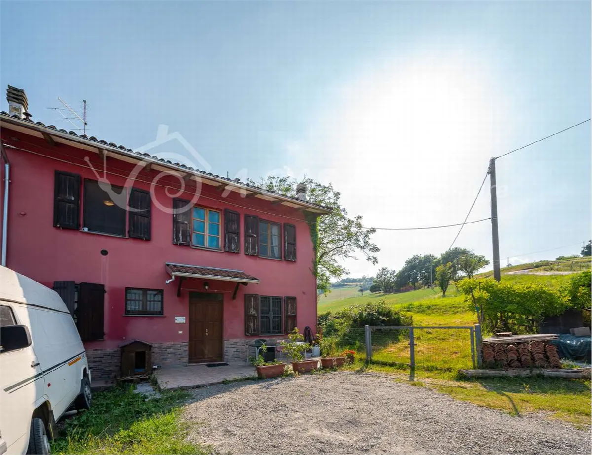 Casa Indipendente in vendita a Medesano - foto 3