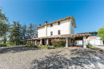 Casa Indipendente in vendita a Medesano - foto 1