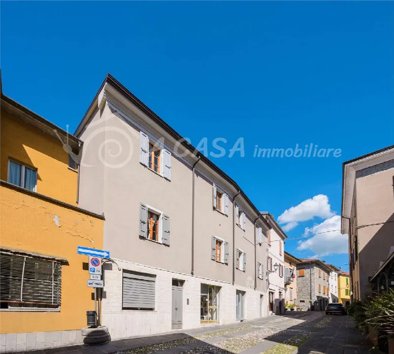 Appartamento in vendita a Calestano - foto 1