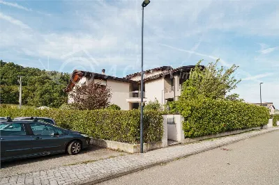 Appartamento in vendita a Varano de' Meleg... - foto 2