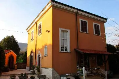 Casa Indipendente in vendita a Velletri - foto 1