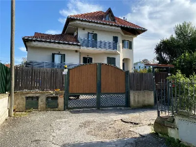 Villa a Giugliano in Campania